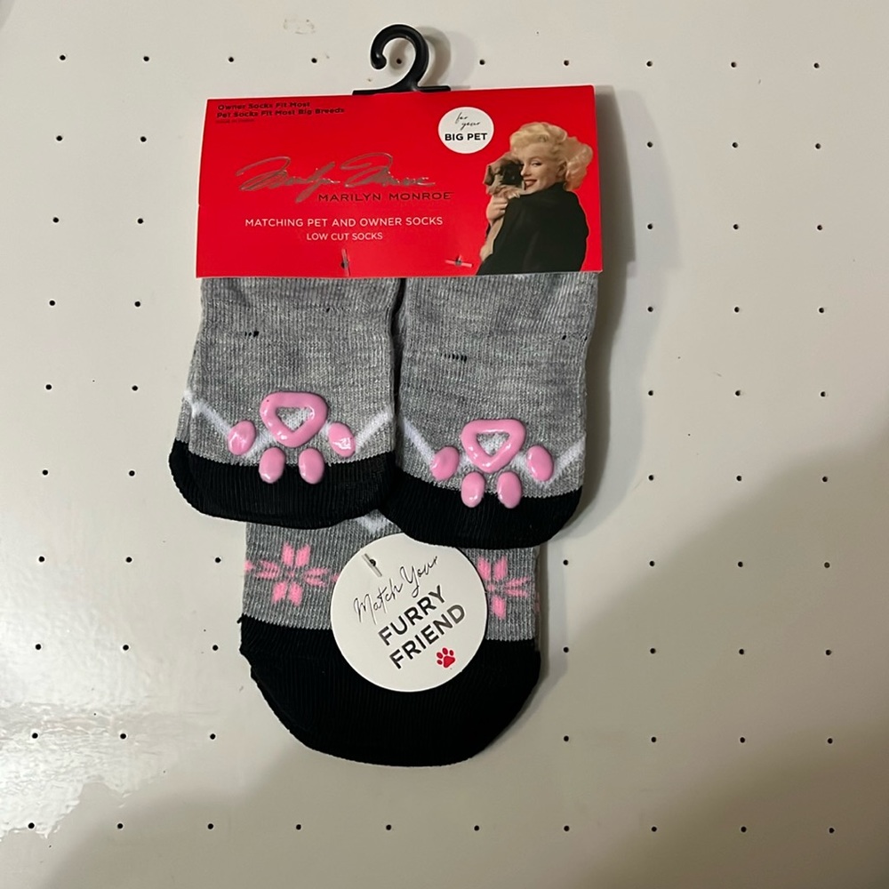 Marilyn Monroe matching pet & owner socks